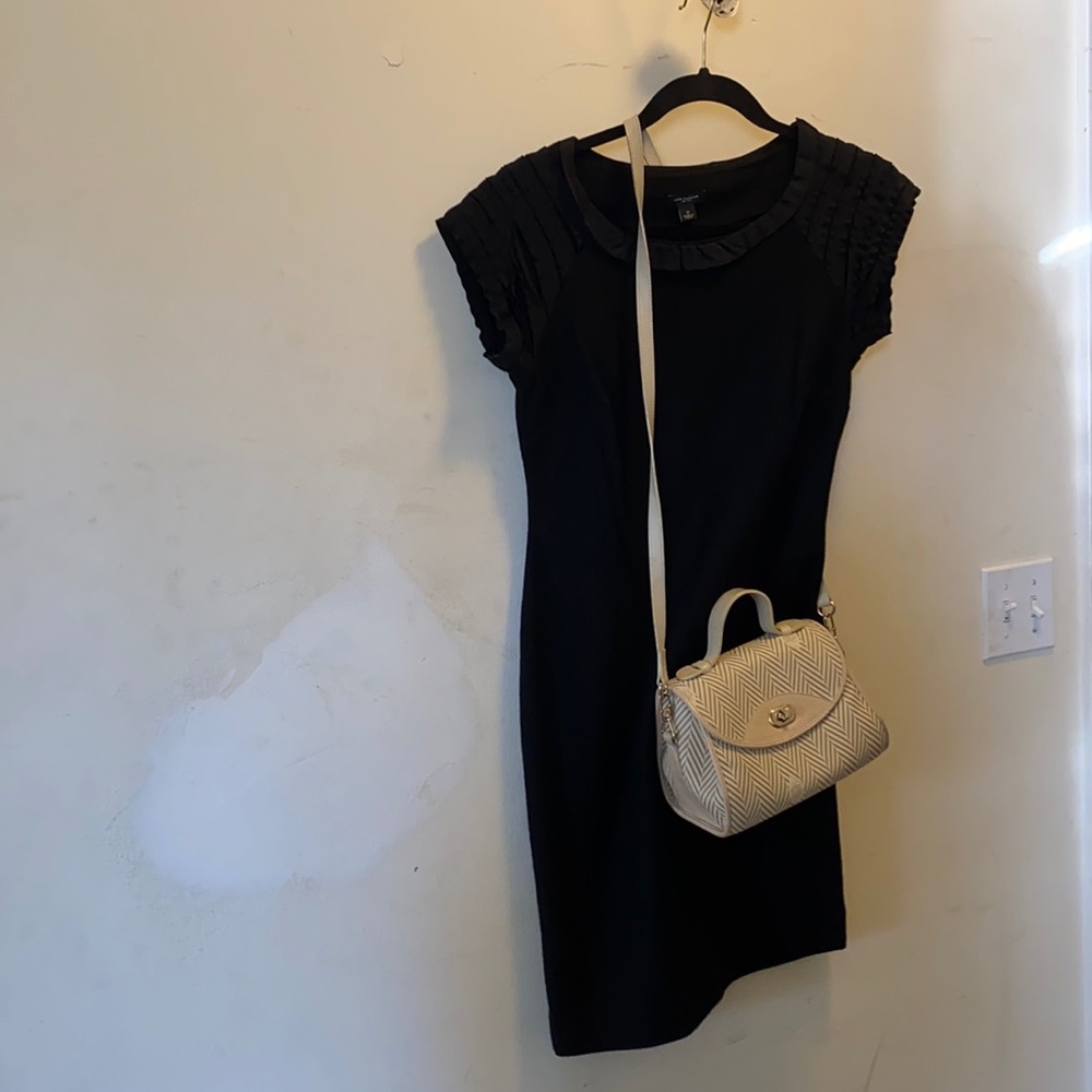Ann Taylor dress black sweet party fit body dress